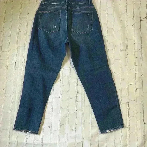 DL 1961 Goldie high-rise boyfriend jeans - Picture 5 of 6
